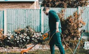 Single Dad Helps Old Lady Mow Her Lawn, Soon Gets A Shocking Call From Her Lawyer