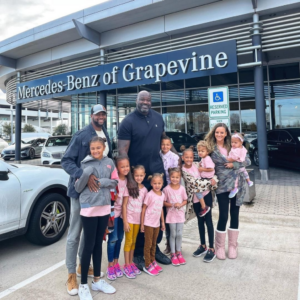 Shaq visits a family of 11 and buys them two new cars then showers them with even more kindness