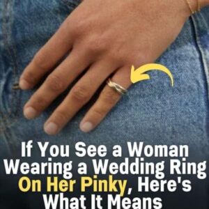 Women wearing rings on pinky fingers: What does it mean?