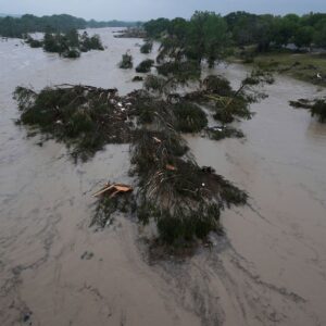 BREAKING !! Catastrophic Floods Cause Deaths In Central Texas