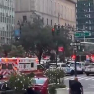 BREAKING: ACTIVE SHOOTER IN MIDTOWN MANHATTAN