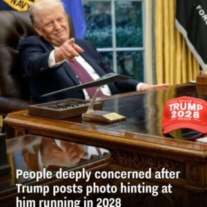 People deeply concerned after Trump posts photo hinting at him running in 2028