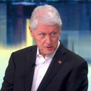 NEW: Bill Clinton Turns Up At NYC Marathon With Mysterious Bandage